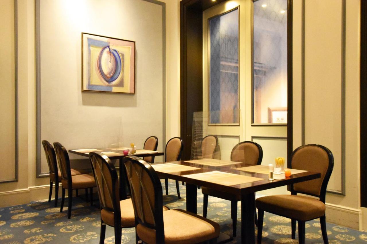 Okura 4*