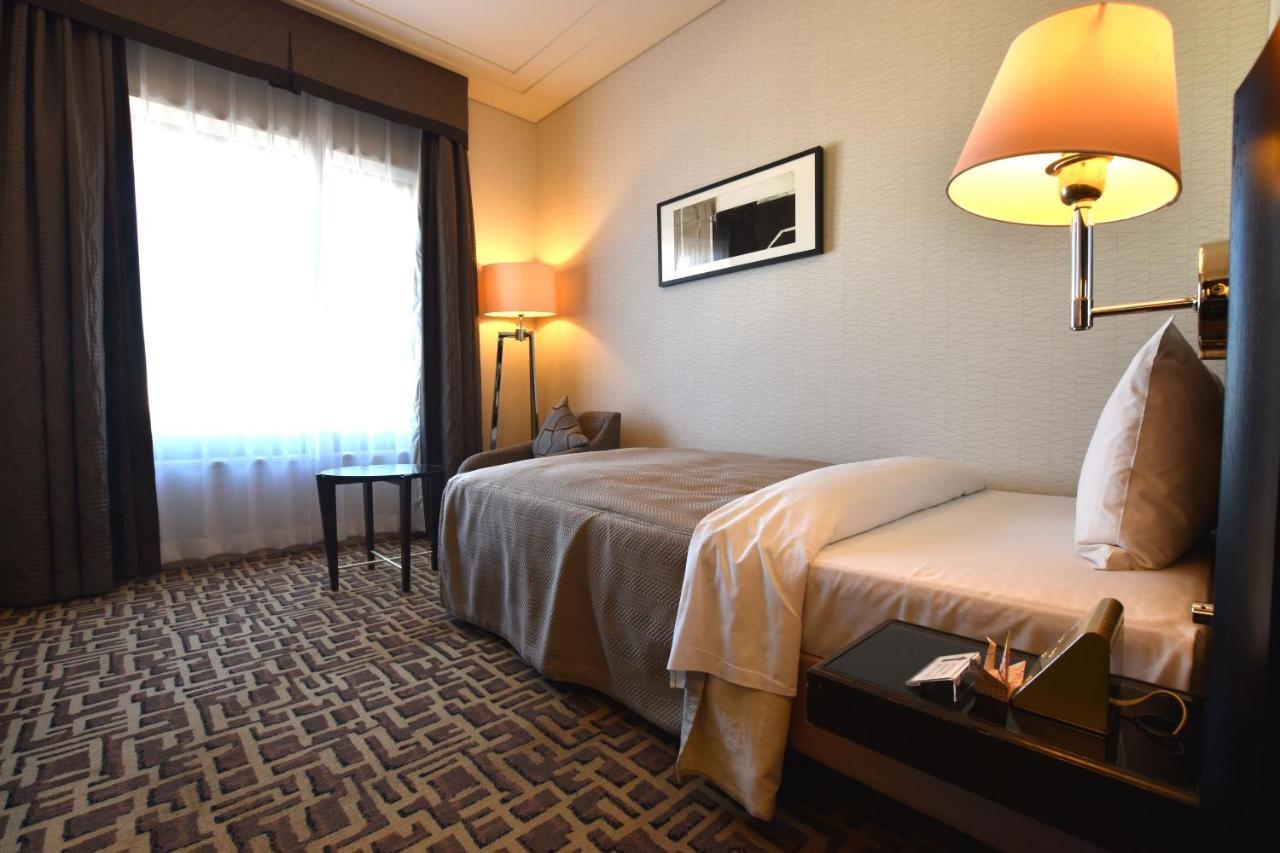 Okura โรงแรม ชิบะ
